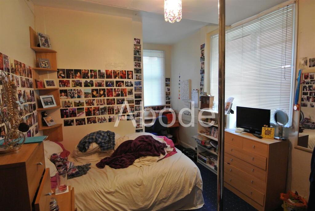 7 bedroom house for rent