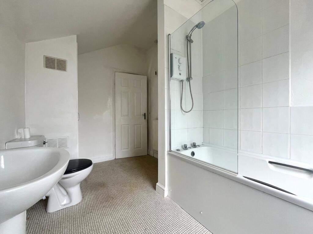 Additional image 14 of Grove Avenue, Solihull, West Midlands, B91