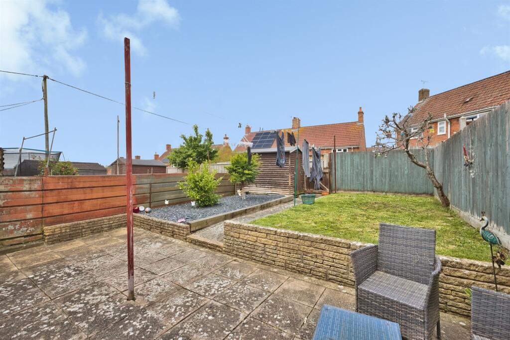 House in Yeovil, Somerset - View 2
