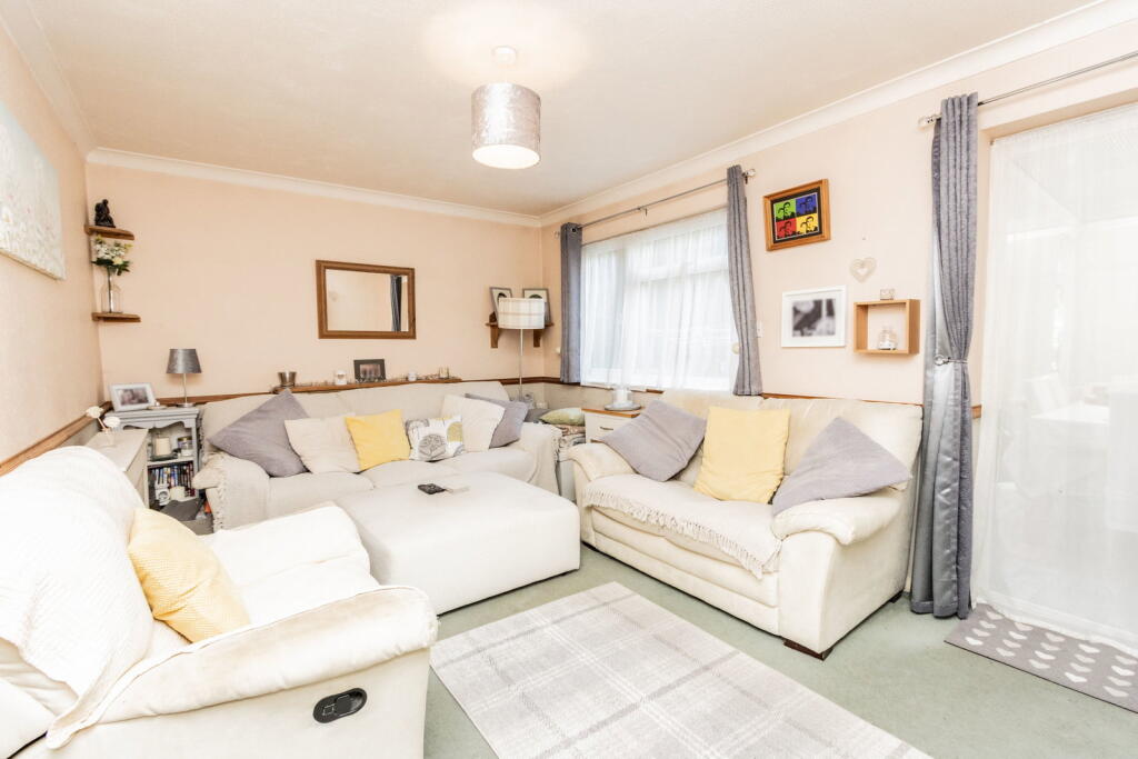 House in Rother, Etchingham - View 3
