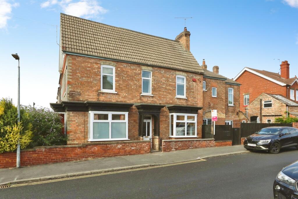 Main image of property: Love Lane, GAINSBOROUGH