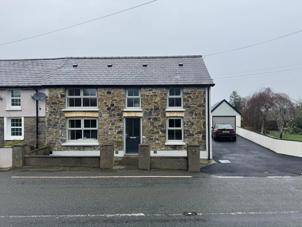 Main image of property: Llanllwni, Llanybydder