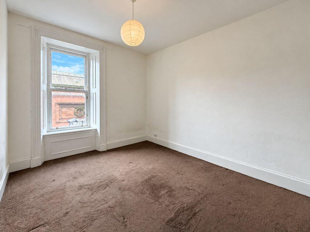 Apartment in Glasgow - View 5
