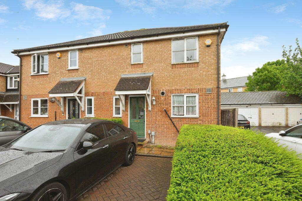 House in Enfield - View 2