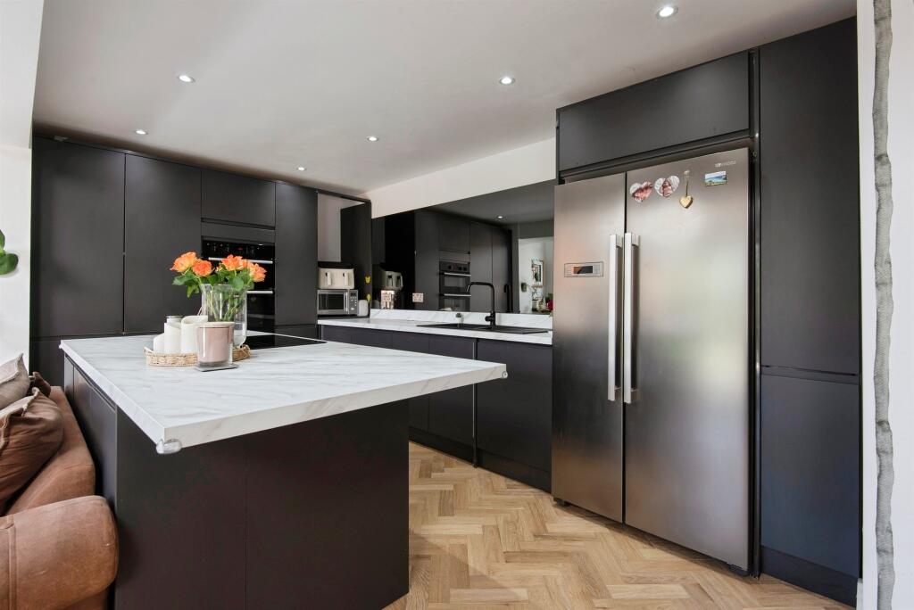 House in Stevenage, Rooks Nest - View 4