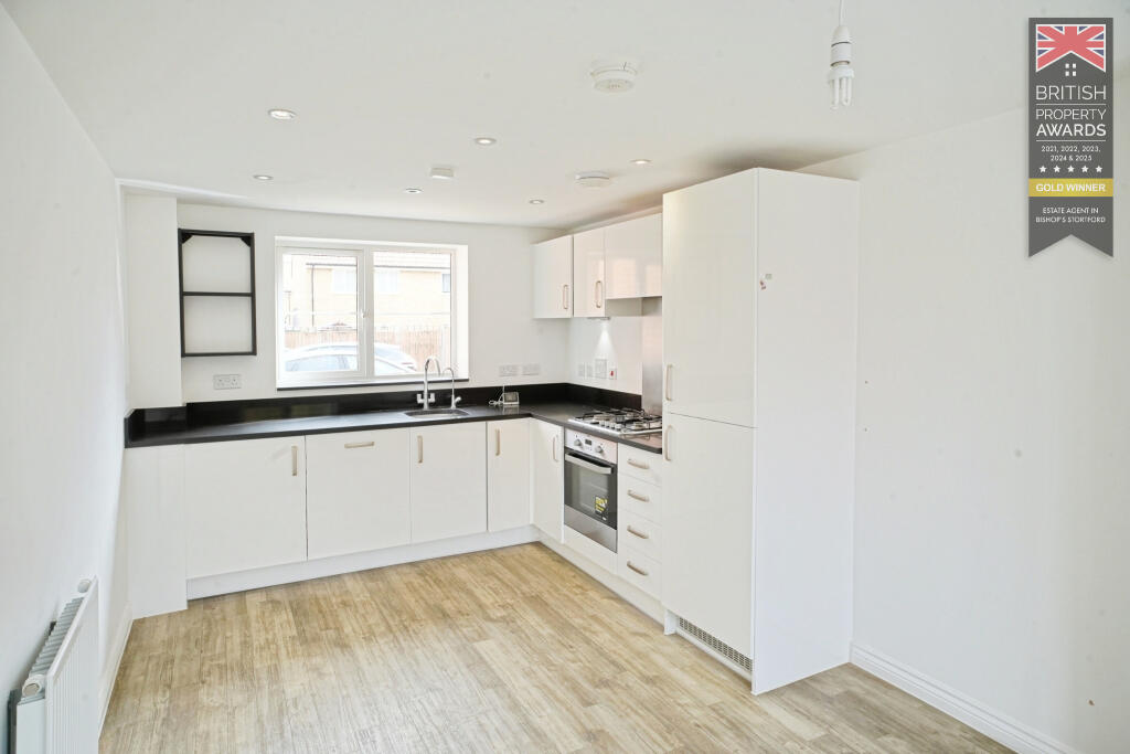 Newland Avenue, Bishops Stortford, Hertfordshire photo 4