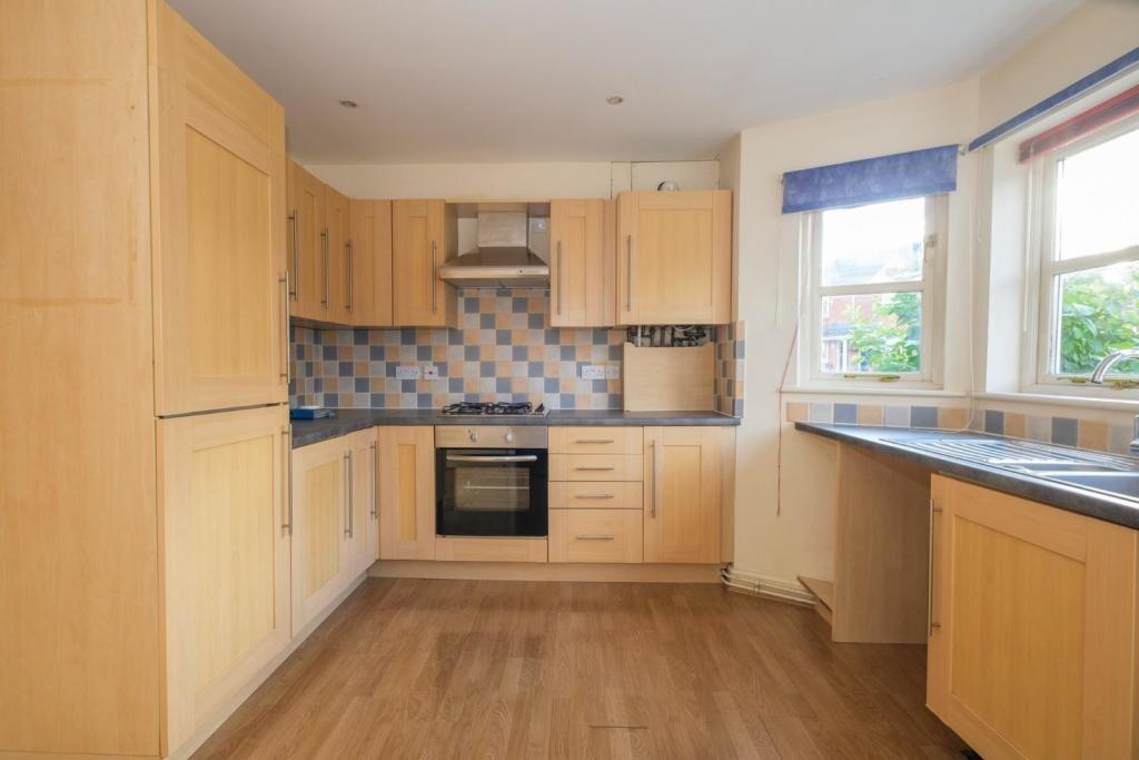 4 Ithon View, Tremont Park, Llandrindod Wells, Powys, Mid Wales, LD1 photo 3