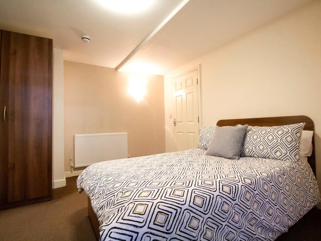 Main image of property: Apt 1, 8 Springfield Mount #996291