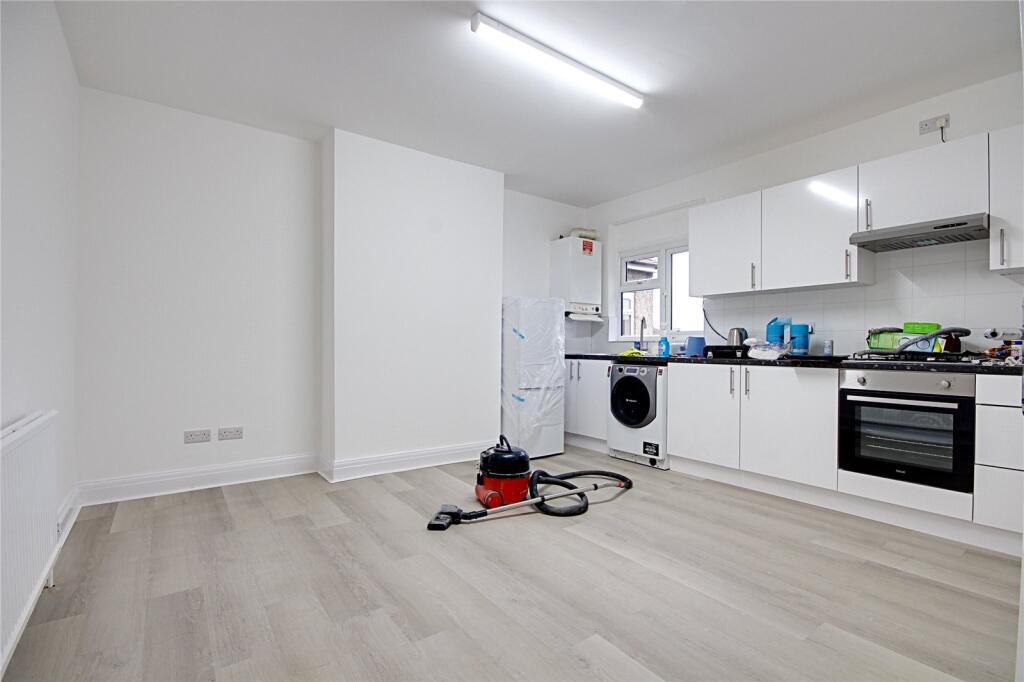 Main image of property: Hertford Road, Enfield, EN3