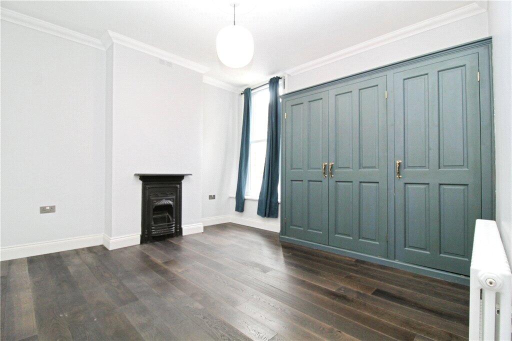 Apartment in Croydon - View 4