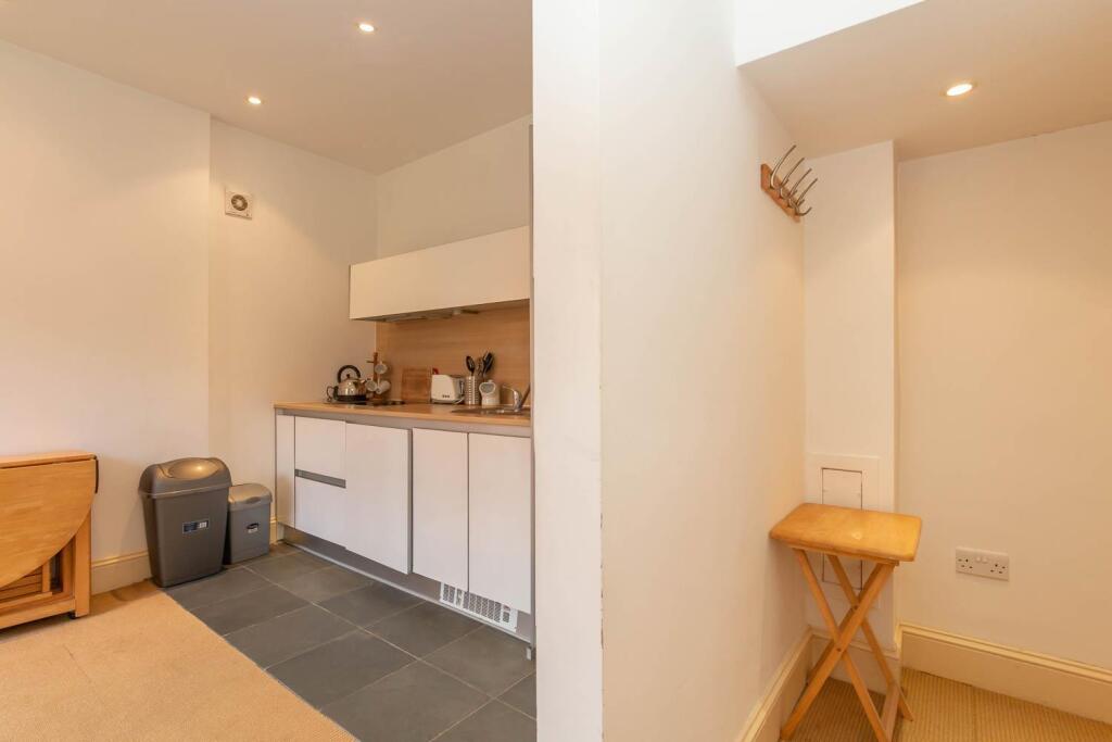 Additional image 4 of Garden Court, Ladywood Middleway, B16 8EU