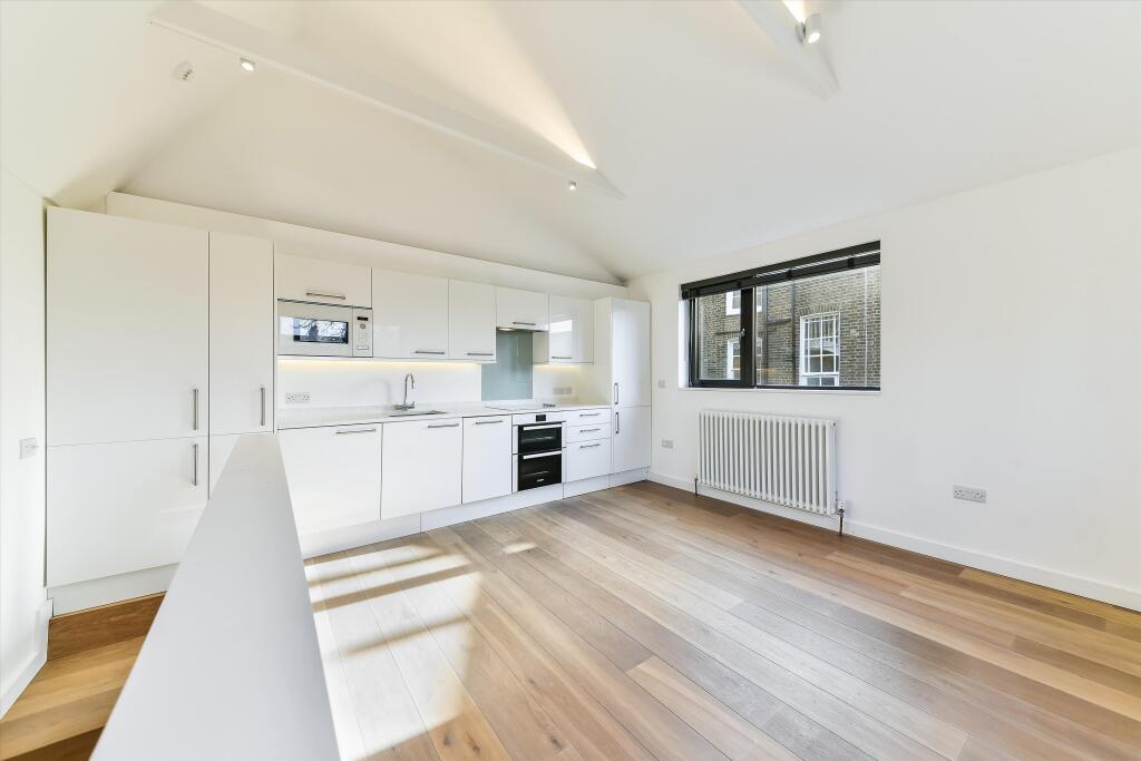 Main image of property: Barnsbury Terrace, London, N1