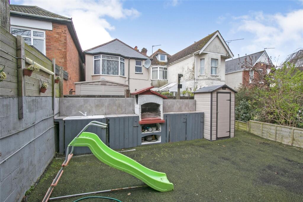 Borthwick Road, Bournemouth, Dorset, BH1 – další
