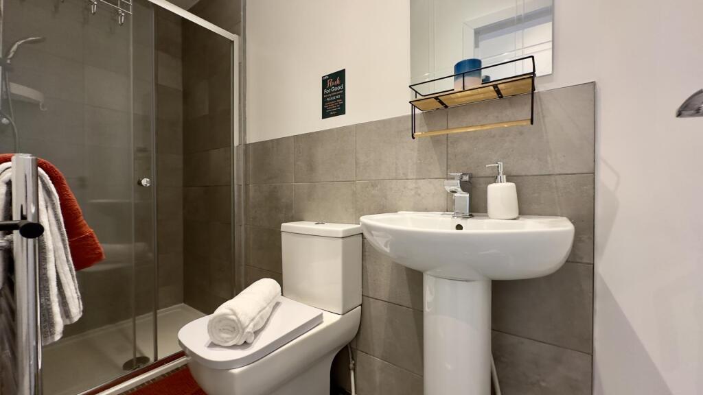 House in Manchester - View 4
