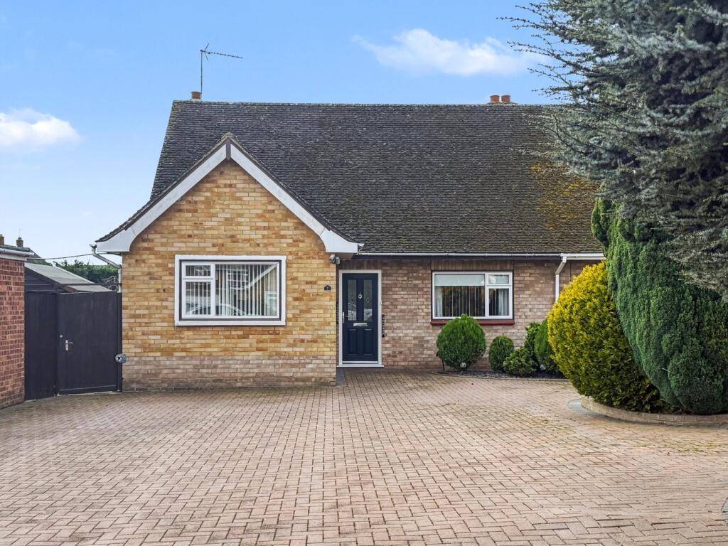 Main image of property: Melplash Close, Ipswich, IP3