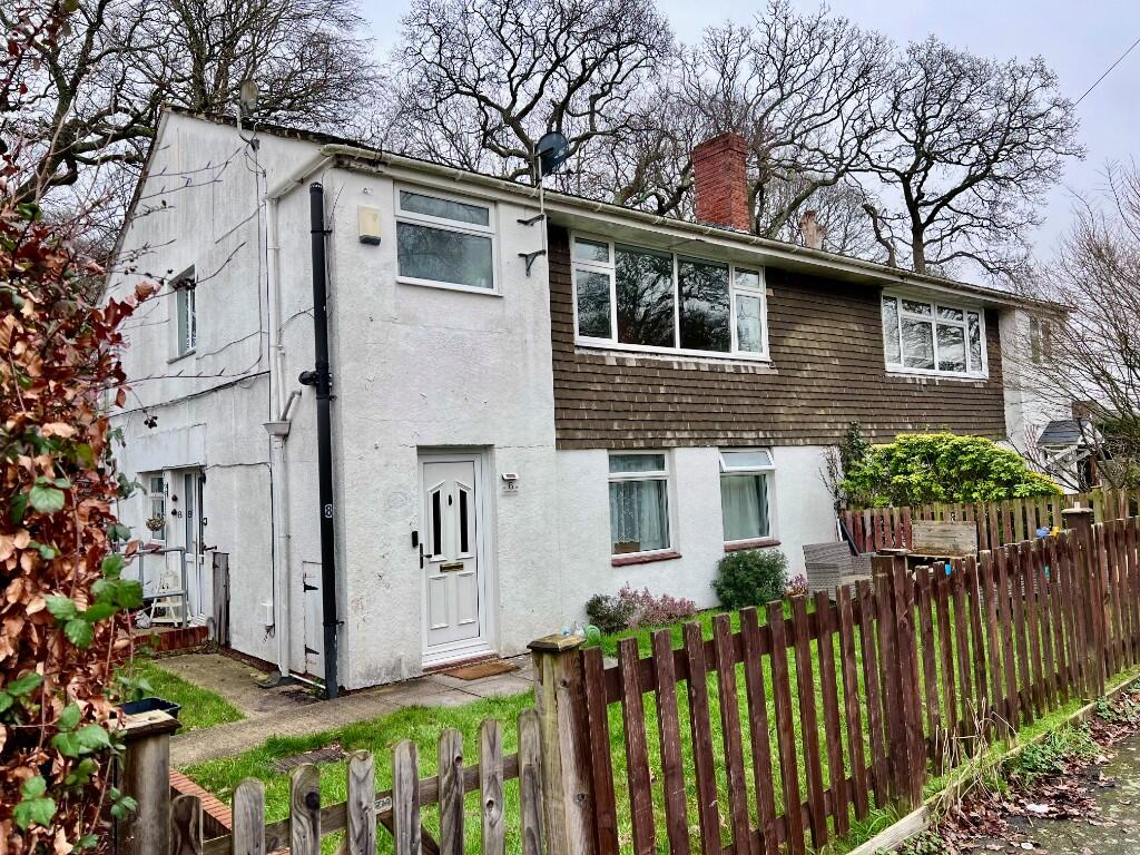 Main image of property: Guillemot Close, SO45