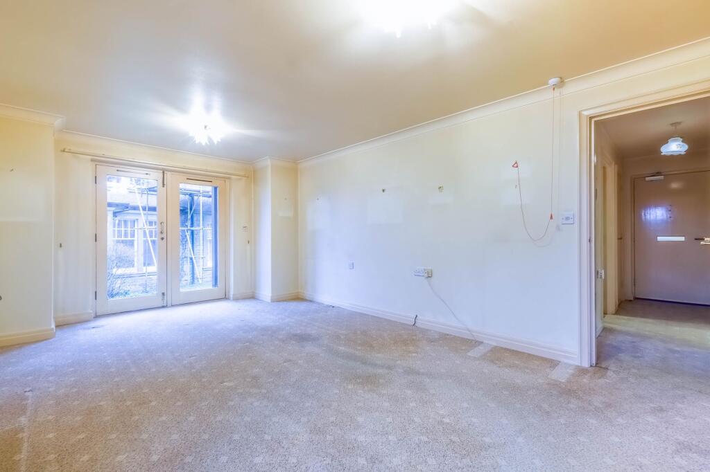 Apartment in Lancaster - More