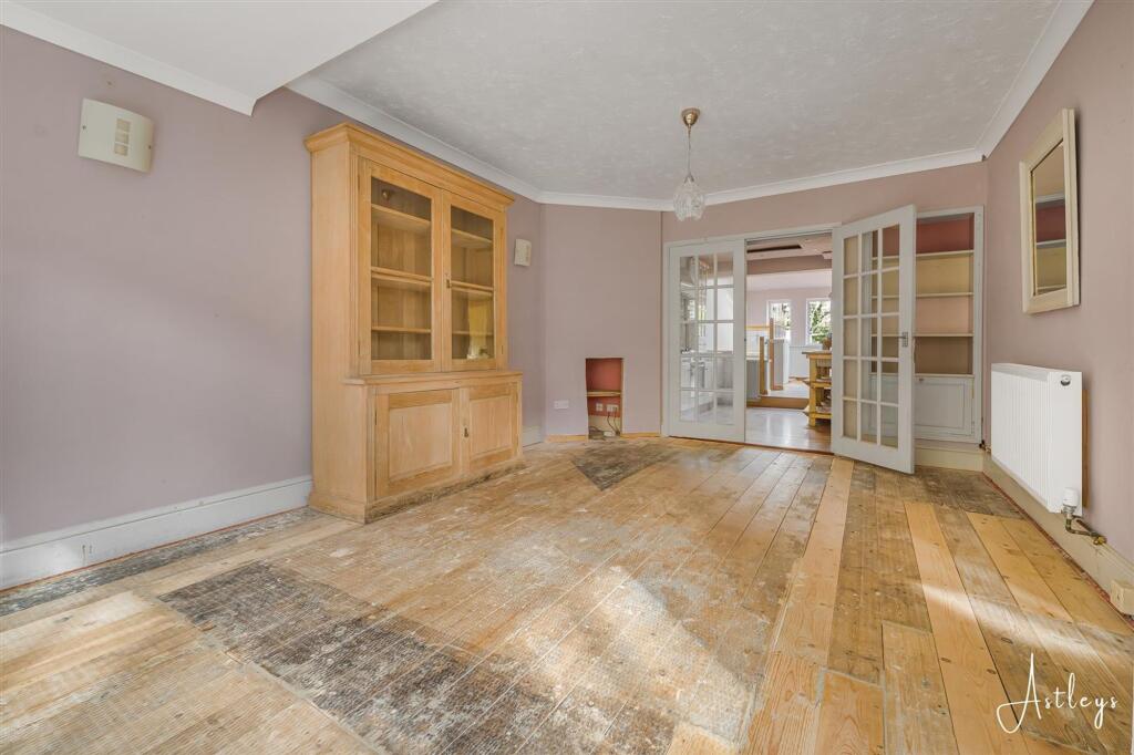 House in Newton, West Cross, Mumbles - More