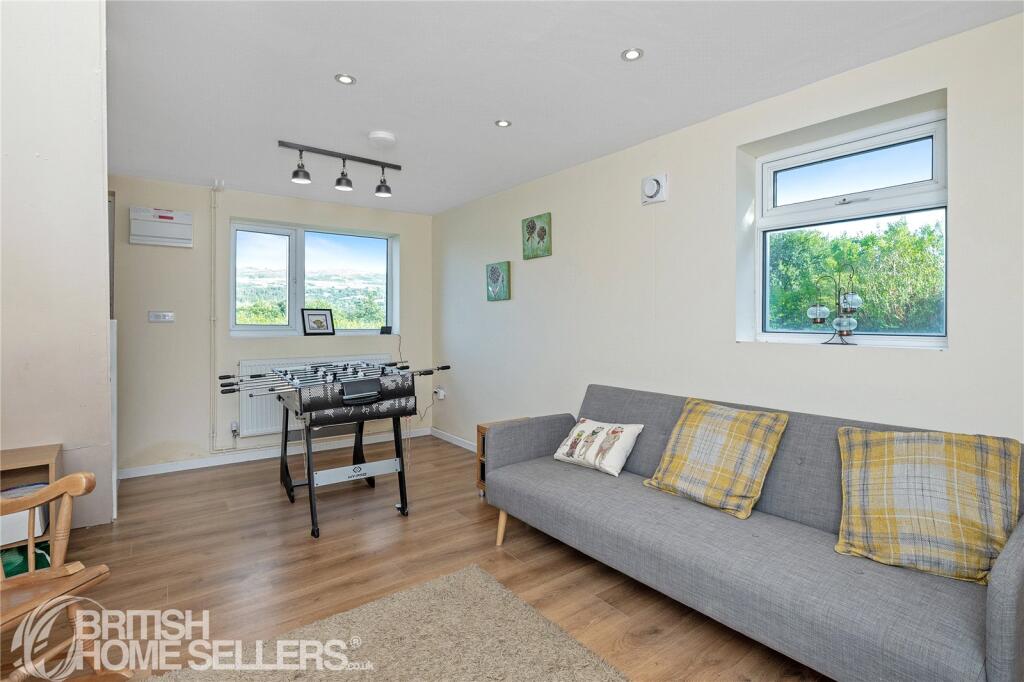 House in Talsarnau, Gwynedd - View 5