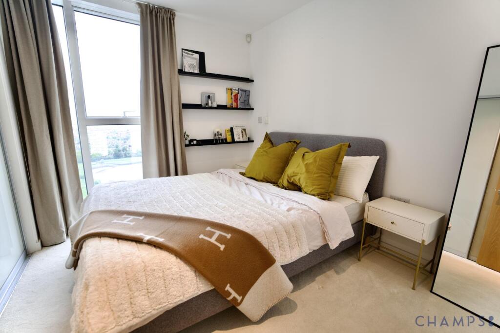 Apartment in London - More