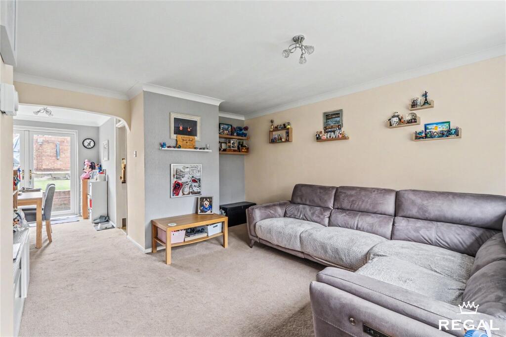 Tickleford Drive, Southampton, SO19 photo 3