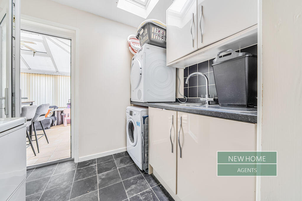 House in West Suffolk, Bury St Edmunds - View 4
