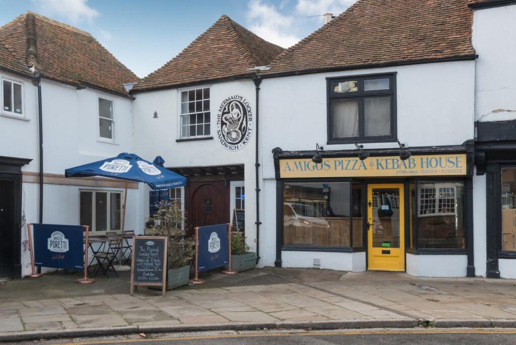 Main image of property: Cattle Market, Sandwich, CT13