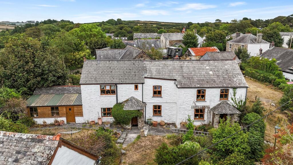 House in Truro - View 4