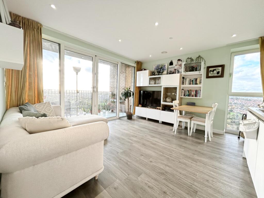 Apartment in London - View 2