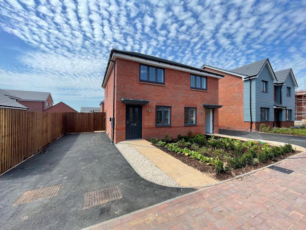 Main image of property: Greensward Court, Bishops Tachbrook