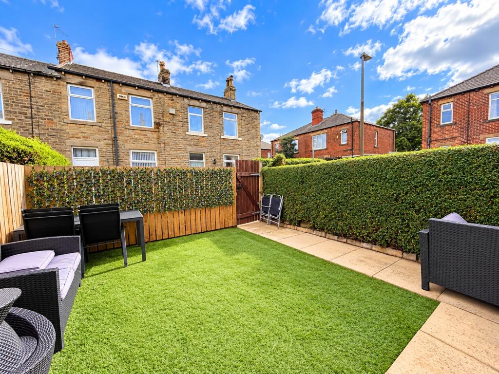 Ashfield Terrace, Cleckheaton, BD19 photo 4