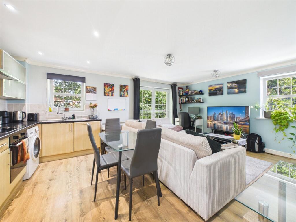Apartment in Manchester - View 2