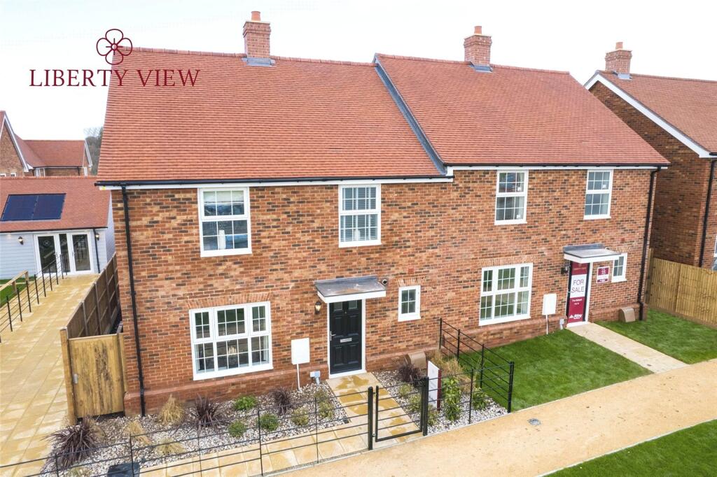 4-bed detached on Old Ashford Road, Lenham, Kent, ME17, £465,000
