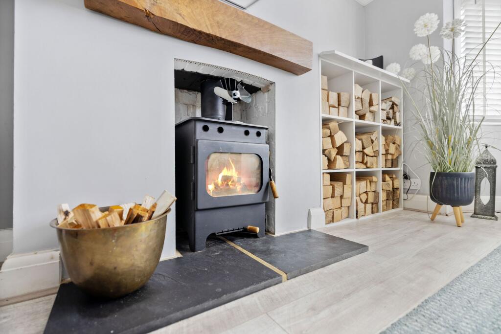 Apartment in Chichester, Parklands - More