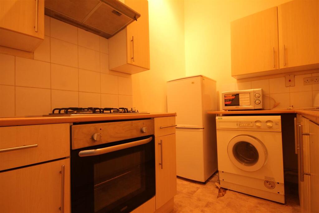 Apartment in Newcastle upon Tyne - View 2