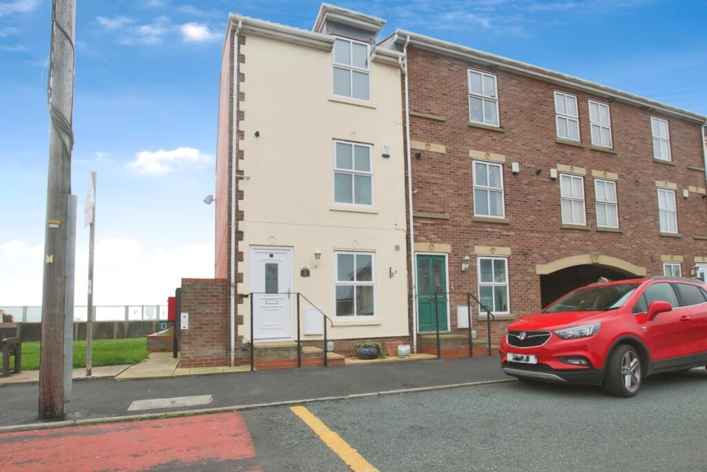 Main image of property: The Mews, Main Street, Paull, Hull, East Riding of Yorkshire, HU12 8AL