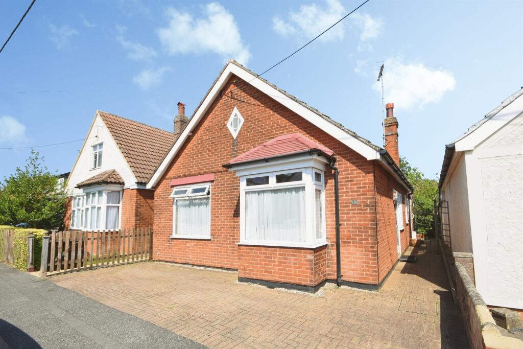 Main image of property: College Road, Braintree