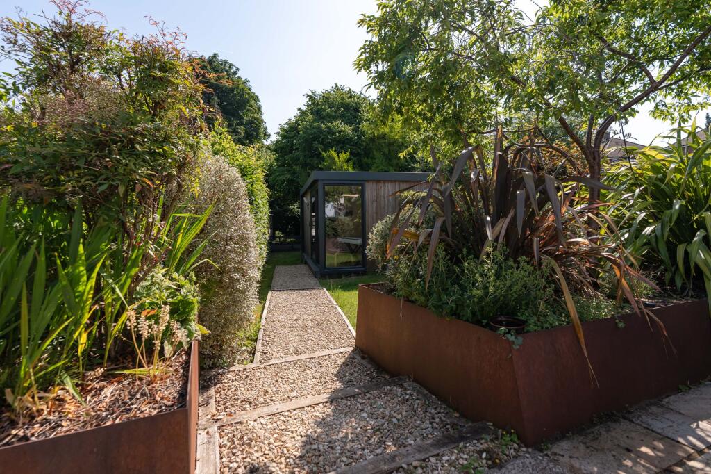 House in Oxford - View 5