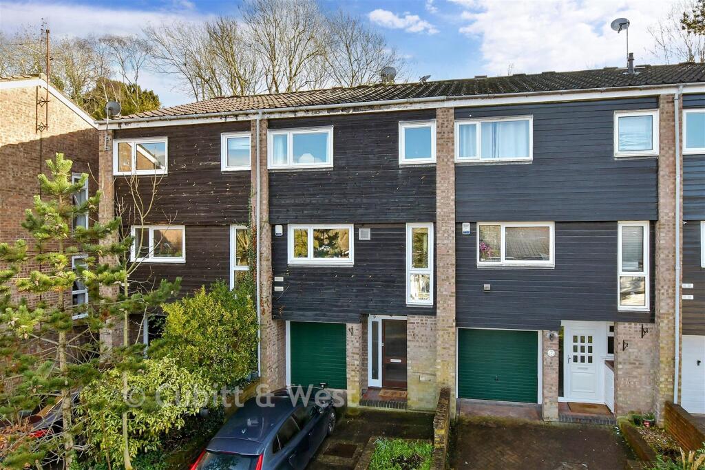 Main image of property: Linton Glade, Croydon, Surrey