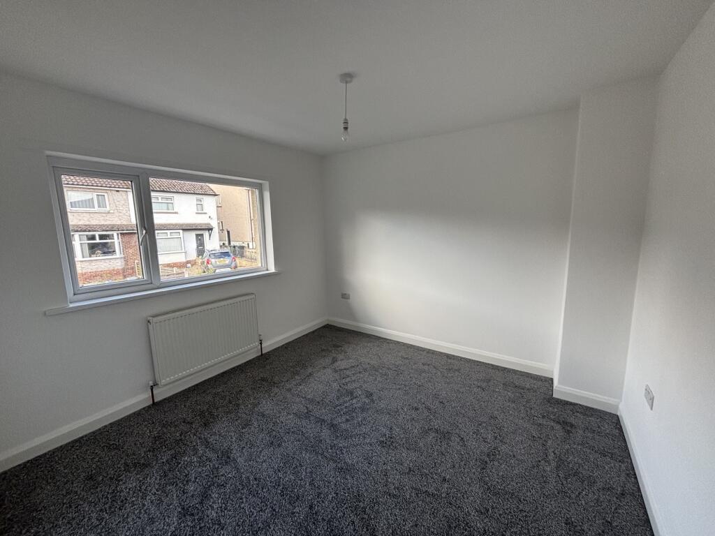 House in Keighley, Hainworth - More