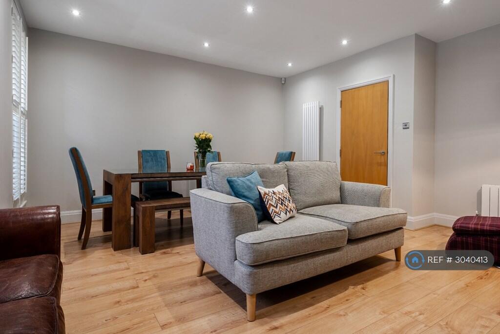 Apartment in Liverpool - View 2