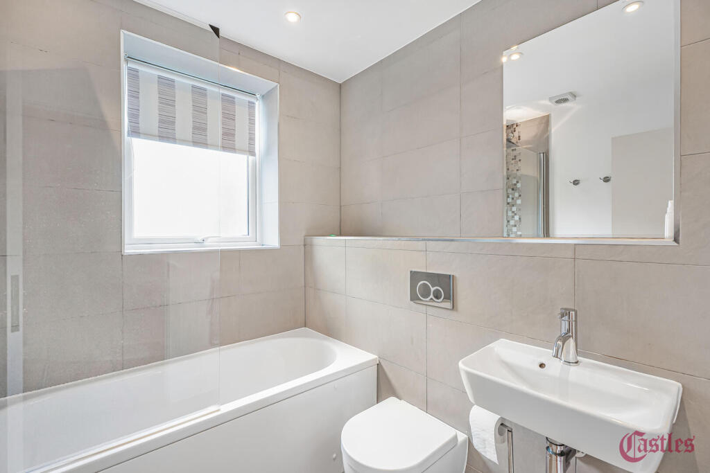 Apartment in London, Noel Park, Hornsey - More
