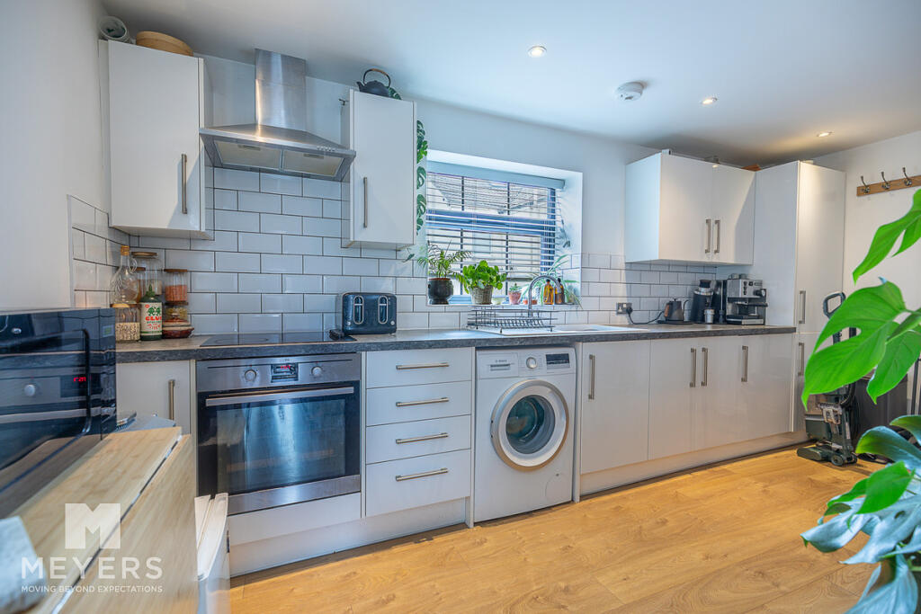 Apartment in Bournemouth - View 5