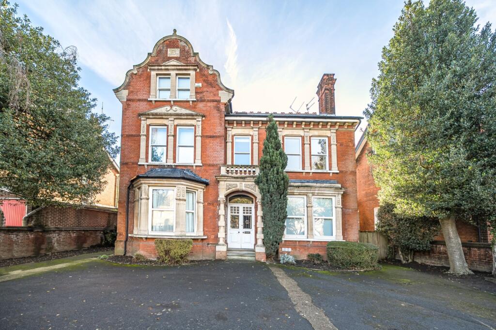 Main image of property: Pelham Road Gravesend DA11