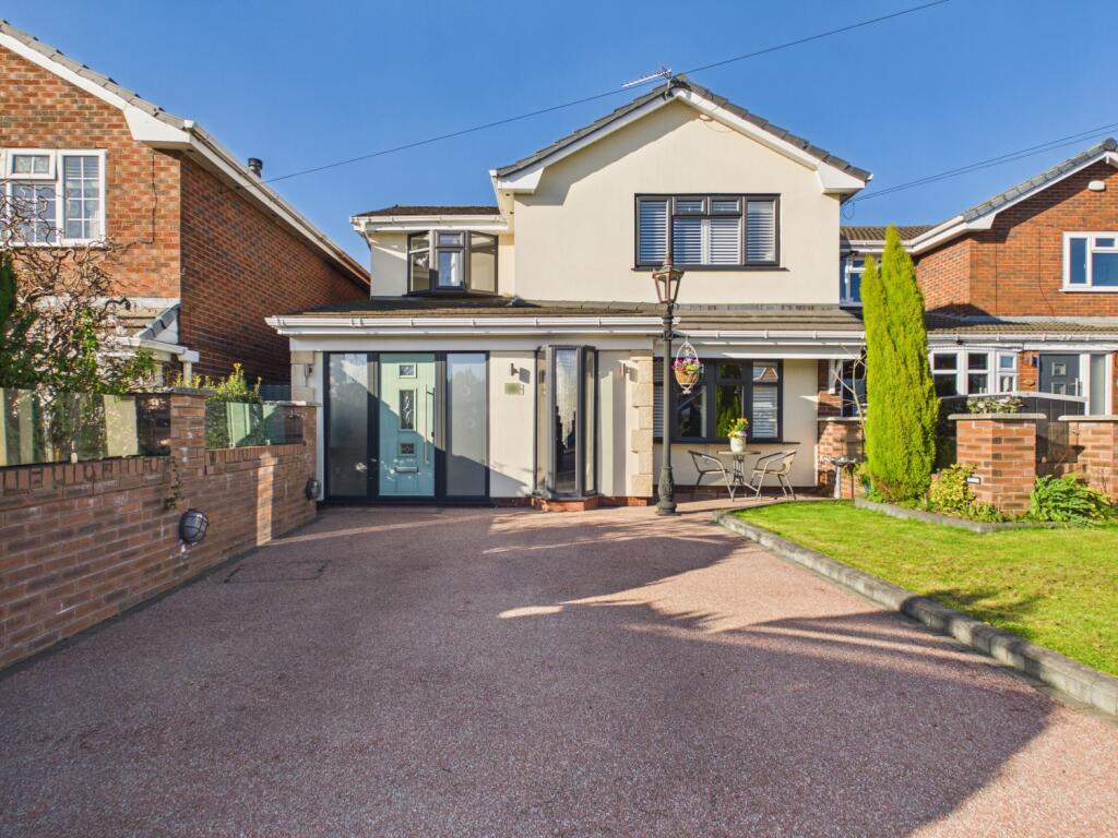 Main image of property: REID CLOSE, DENTON, MANCHESTER, M34 7QH