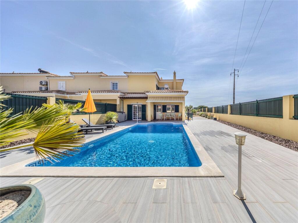 Main image of property: Triangulo Dourado, Almancil, Algarve
