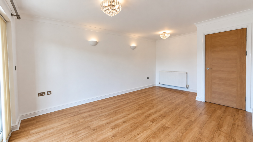 Apartment in Preston - More