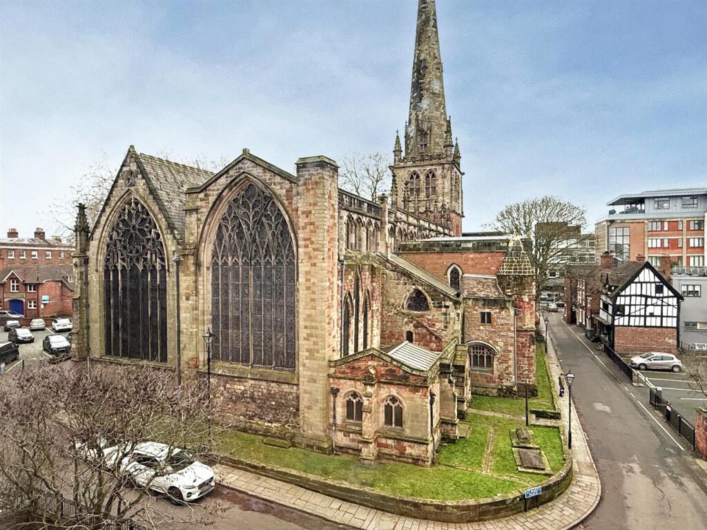 Apartment in Shrewsbury, Shropshire - More