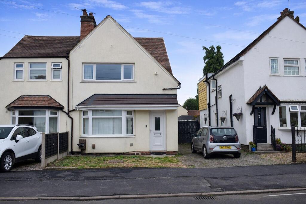 Main image of property: 50 Ivanhoe Avenue, Nuneaton