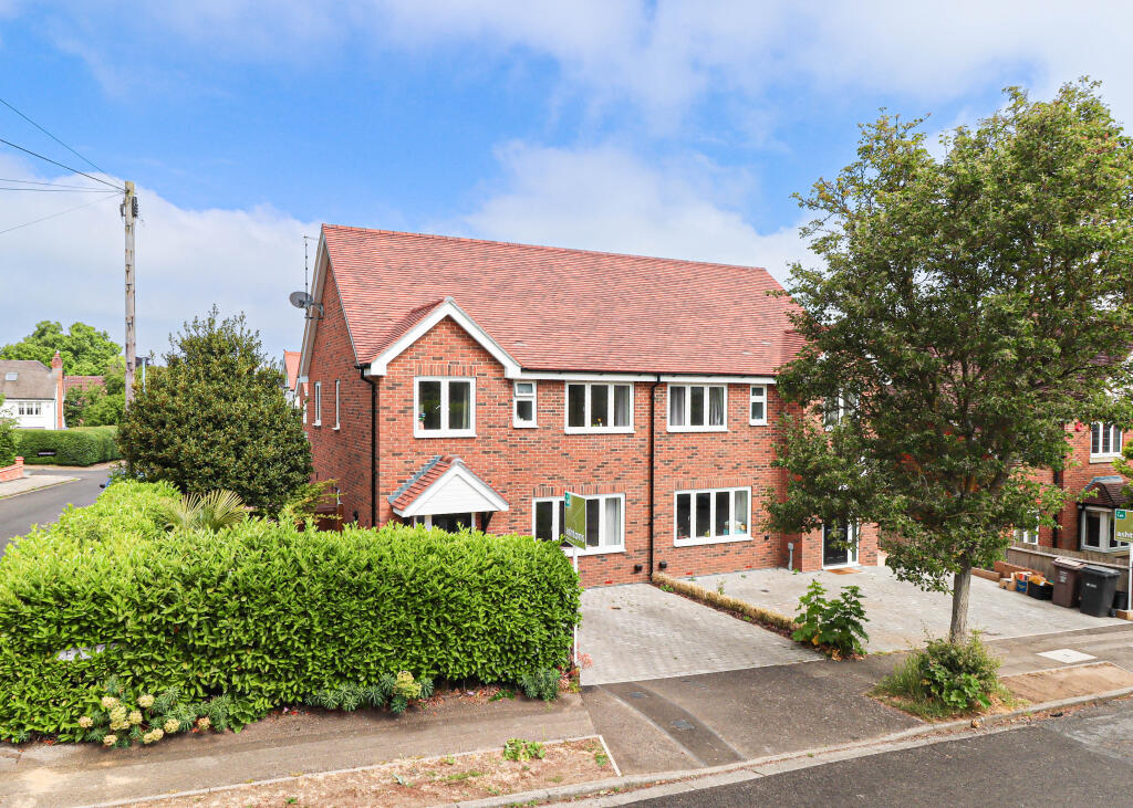 Main image of property: Lea Road, Harpenden, Hertfordshire, AL5